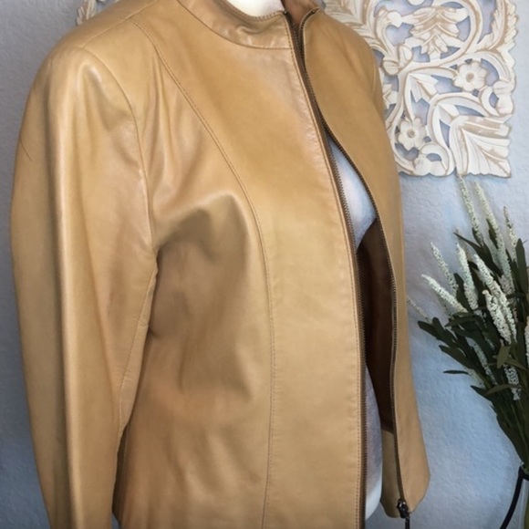 Leonardo’s Genuine Leather Jacket - Picture 5 of 14